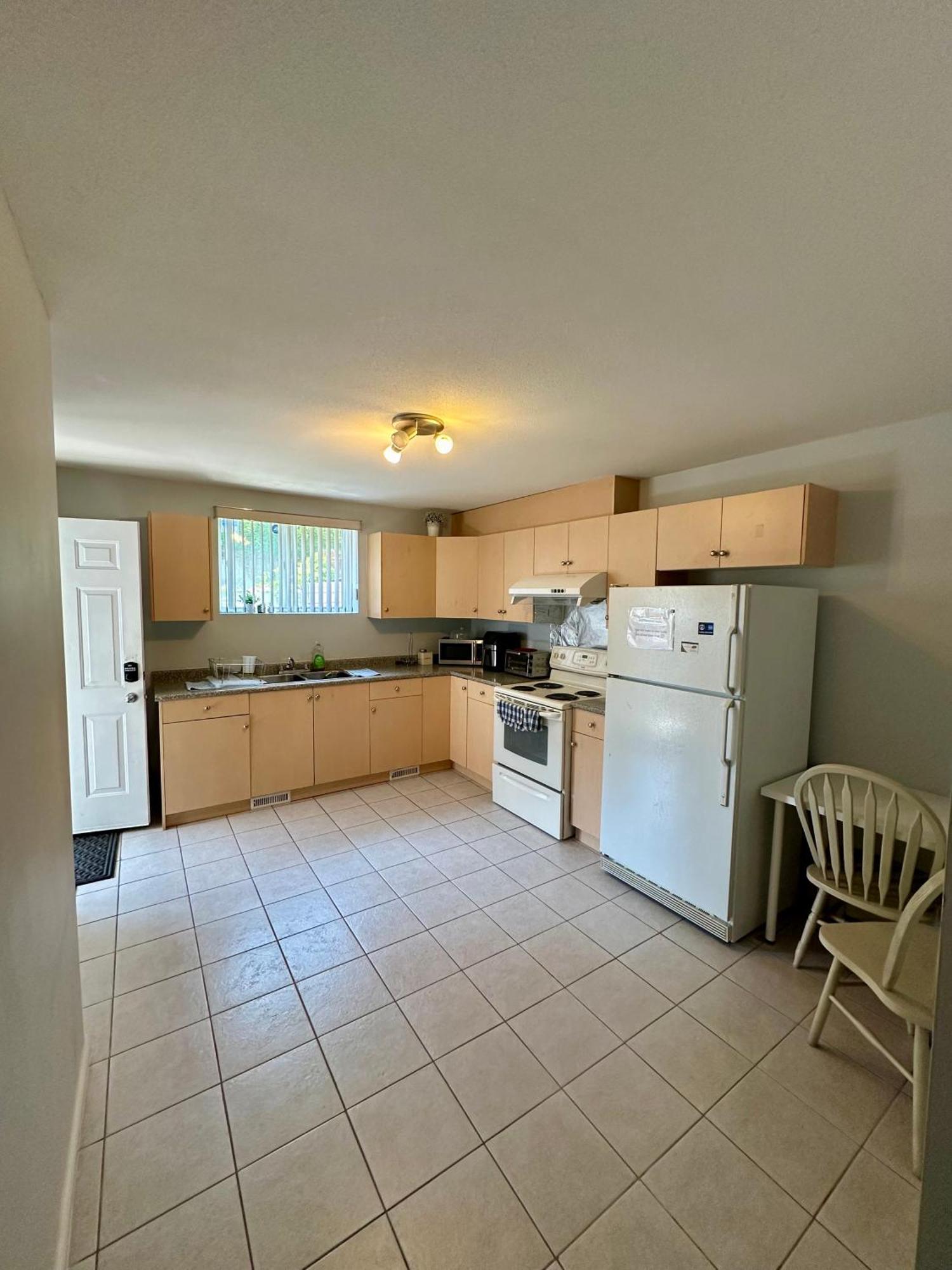 Anne'S Bnb Surrey Kültér fotó