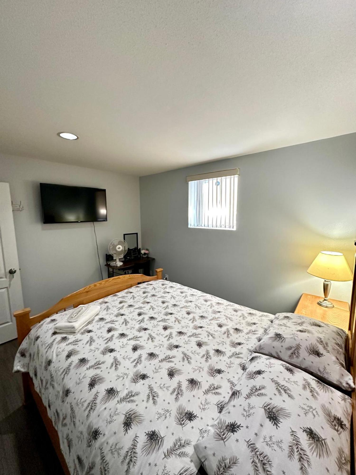 Anne'S Bnb Surrey Kültér fotó
